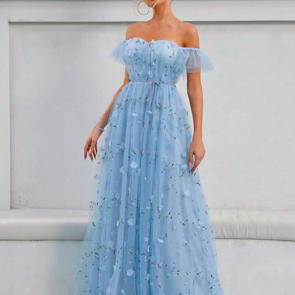 Light Blue Embellished Floor Length Gown with Flutter Sleeves for Prom